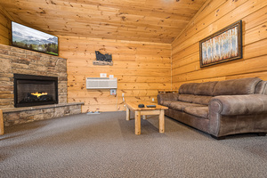 C2 Lakefront - King Suite, Kitchenette, Sleeper Sofa, Hot Tub, Pet Friendly Photo 4