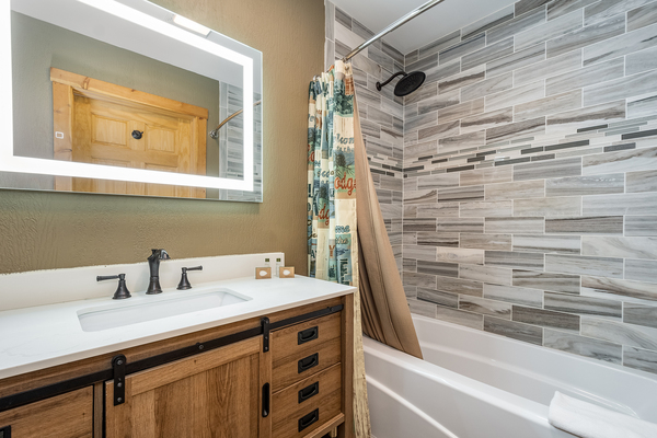 C26 Grandview - 2 King Bedrooms, 2 Bath, Full Kitchen, Hot Tub Photo 11