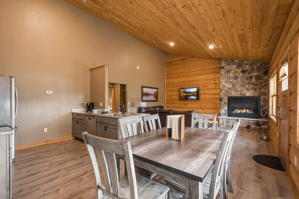 C28 Grandview - 2 King Bedrooms, 2 Bath, Full Kitchen, Hot Tub, Pet Friendly, Washer/Dryer Photo 6