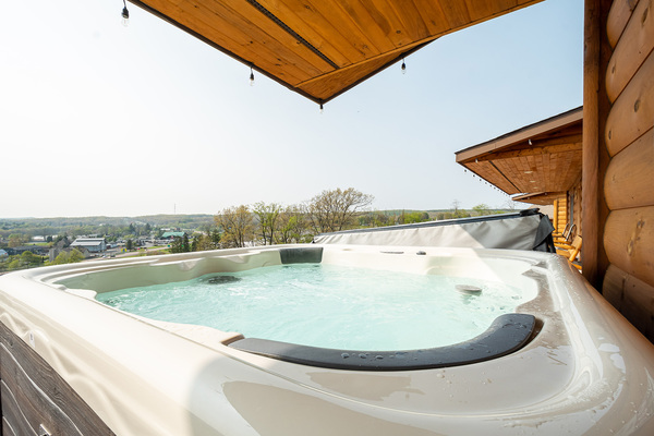 C30 Grandview - King Bed, Kitchenette, Hot Tub, Pet Friendly Photo 2