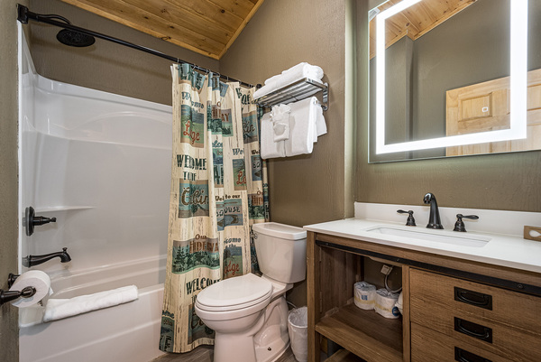 C30 Grandview - King Bed, Kitchenette, Hot Tub, Pet Friendly Photo 8