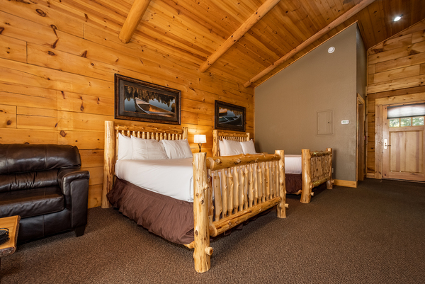 C40R Mountainside - 2 Queen Beds, Kitchenette, Hot Tub, Pet Friendly Photo 6