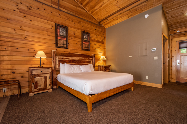 C42 Mountainside - King Bed, Kitchenette, Hot Tub, Pet Friendly Photo 1