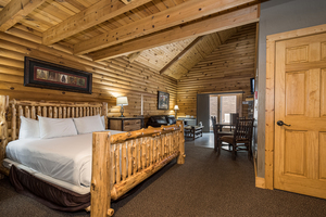 C45L Mountainside - King Bed, Queen bed Loft, 2 Bath, Kitchenette, Hot Tub Photo 3