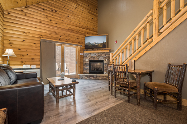 C45L Mountainside - King Bed, Queen bed Loft, 2 Bath, Kitchenette Photo 1