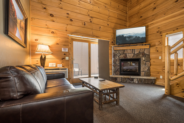 C46L Mountainside - 3 Queen Beds, 2, Bath, Kitchenette, Pet Friendly Photo 6