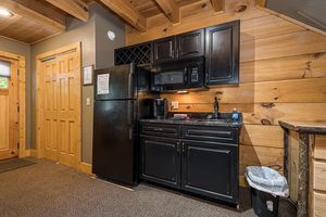 C46R Mountainside - 2 Queen Beds, 2, Bath, Kitchenette, Pet Friendly Photo 2