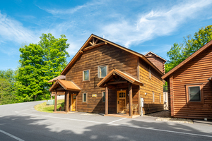 C46R Mountainside - 2 Queen Beds, 2, Bath, Kitchenette, Pet Friendly Photo 7