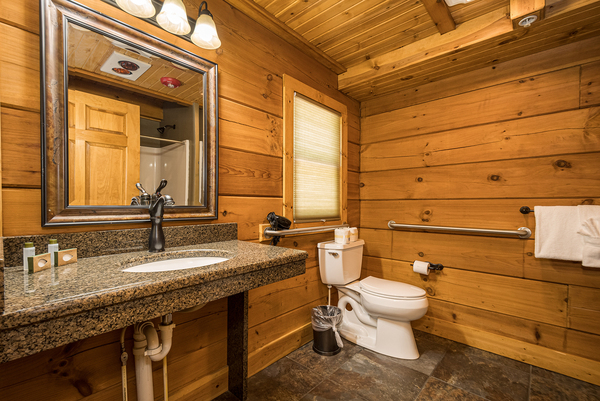 C48 Mountainside - 3 Bedroom, 2.5 Bath,4 Queen Beds, Loft, Hot Tub, Kitchenette Photo 5