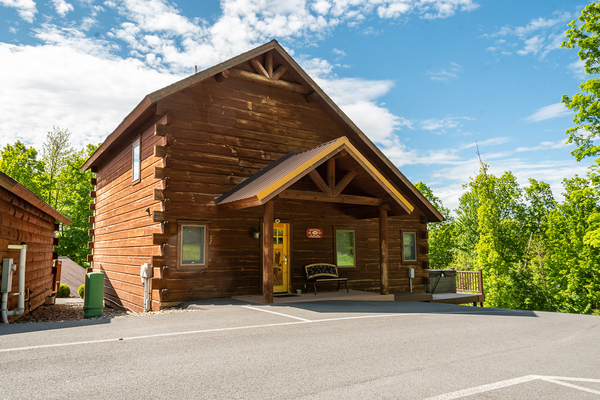 C48 Mountainside - 3 Bedroom, 2.5 Bath,4 Queen Beds, Loft, Hot Tub, Kitchenette Photo 6