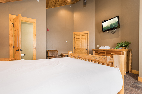 C48 Mountainside - 3 Bedroom, 2.5 Bath,4 Queen Beds, Loft, Hot Tub, Kitchenette Photo 14