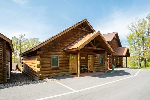 C49L Mountainside - 2 Queen beds, Kitchenette, Sleeper Sofa Photo 7