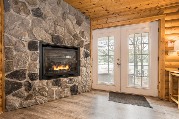 C5 Lakefront- 2 King Bedrooms, 2 Bath, Full Kitchen, Hot Tub Photo 6