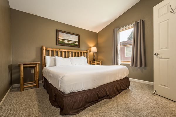 C5 Lakefront- 2 King Bedrooms, 2 Bath, Full Kitchen, Hot Tub Photo 8