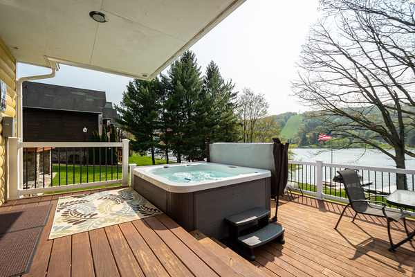 C5 Lakefront- 2 King Bedrooms, 2 Bath, Full Kitchen, Hot Tub Photo 1