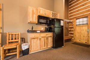 C52L Mountainside - King bed, Twin Bunkbed, Kitchenette, Pet Friendly Photo 3